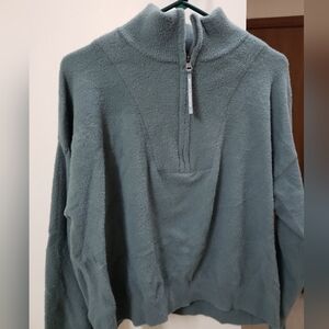 Spiritual Gangster 1/4 Zip-up Pullover Fleece. Women's size X-large. Blue